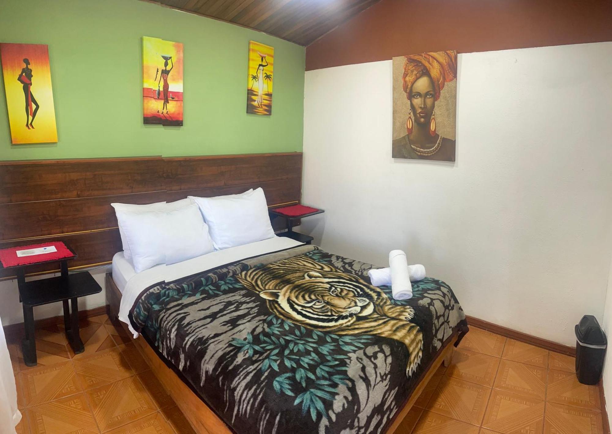 Cabinas Vista Al Golffo Monteverde Kültér fotó